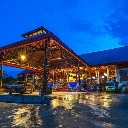 Borneo Sepilok Rainforest Resort Exterior photo