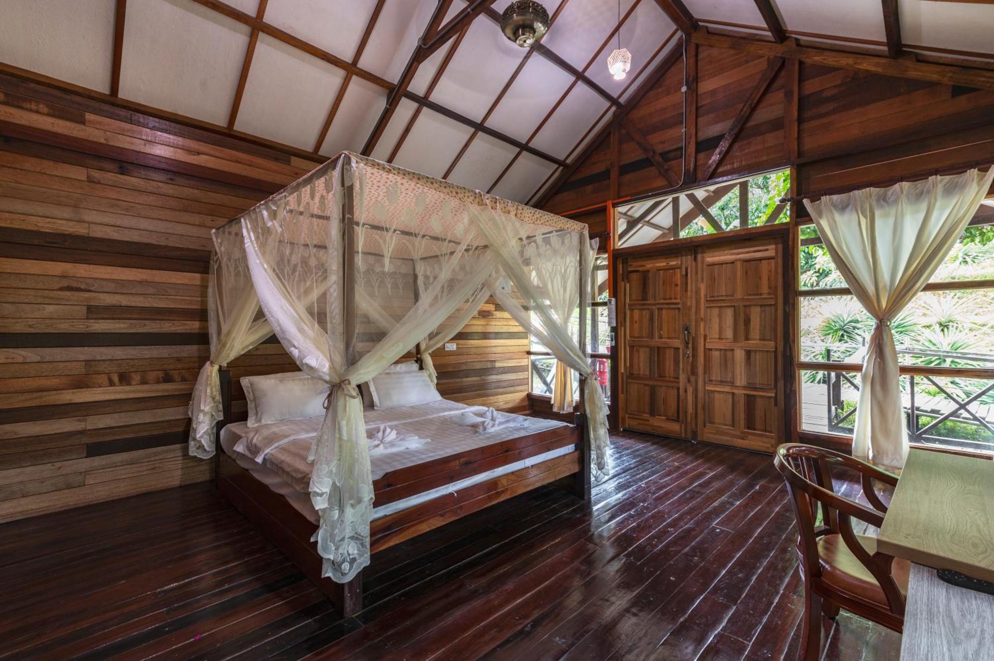 Borneo Sepilok Rainforest Resort Exterior photo