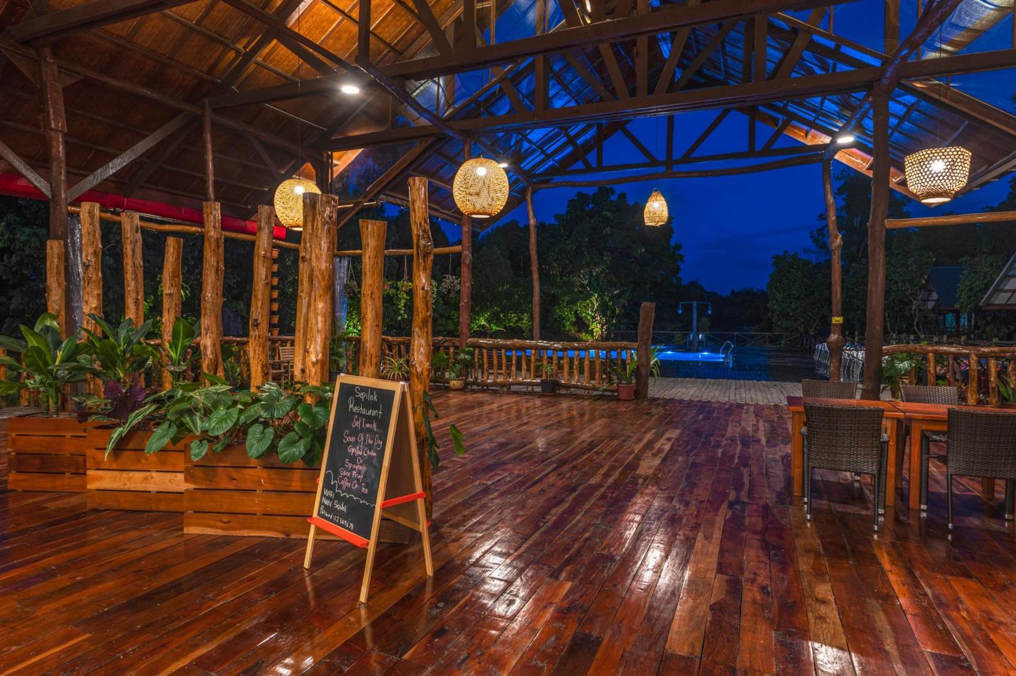 Borneo Sepilok Rainforest Resort Exterior photo
